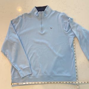 Vineyard Vines Men’s size Large 1/4 zip Light Blue pullover